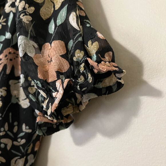 Sadie & Saje Floral Mini Dress - Picture 5 of 12